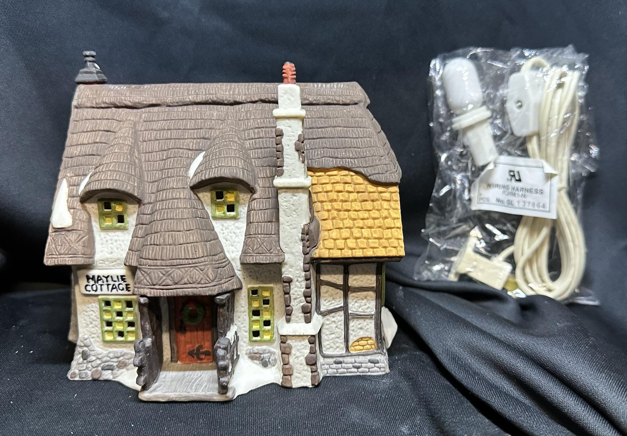 Dickens Village 1990 - Etsy