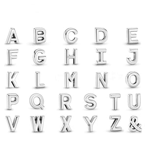 Charm pendente galleggiante con iniziale da 26 lettere Pandora Mini Petite