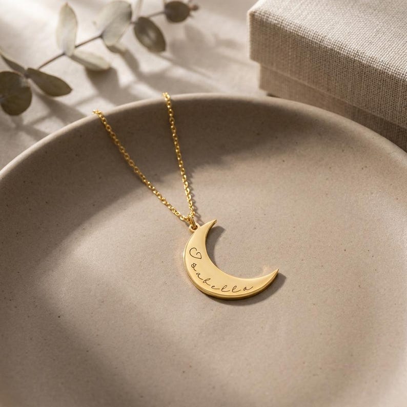 Etichetta con nome personalizzata con il mondo, colore oro, metà con il cuore, Kette grave come regalo immagine 1