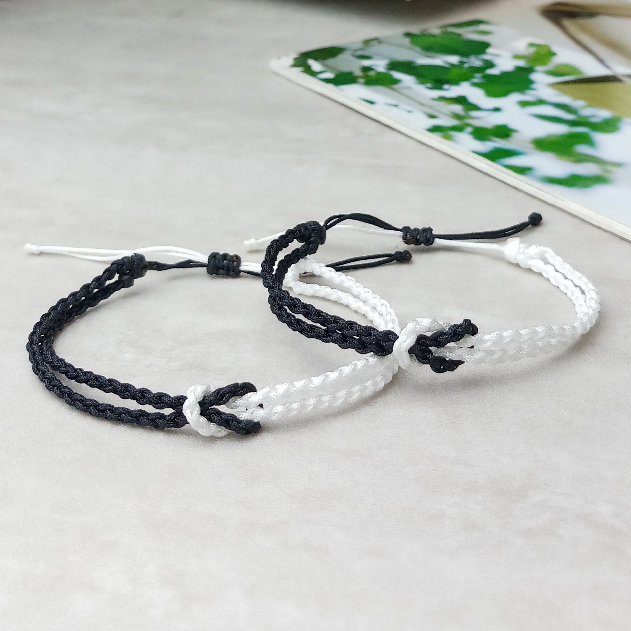 ブレスレット [LANARCH][2184] Double Strap Weaving Bracelet Set of 2 - Couples Bracelet, Couples String Bracelet, Love