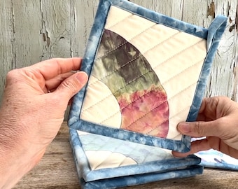 Gesteppter Topflappen, moderner Tischuntersetzer, handgefärbte Bio-Baumwolle, Mini Art Quilt #115