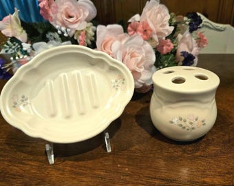 Remembrance by Pfaltzgraff for Ames USA Vintage 1990's Soap Dish and Toothbrush Holder Bathroom Set