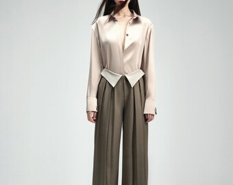Silk Blouse with High-Waisted Pleated Trousers For Woman