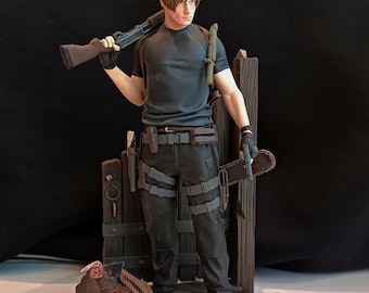 Resident Evil – Leon S. Kennedy – Hand Painted Collectible Figure
