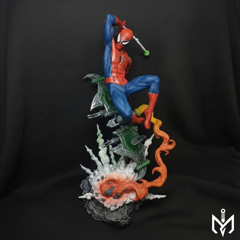 Spider-Man Figure – Hand Painted Collectible Figure - Resin-Statue image 1