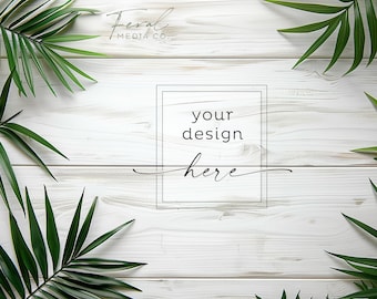 Pode incluir: Fundo de madeira branqueada com uma moldura preta que diz "your design here" e folhas de palmeira verdes nas laterais.