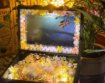 Caja de joyería personalizada de cristal de arena movediza que brilla en la oscuridad, diorama floral con luz LED hecho a mano, regalo fotográfico personalizado