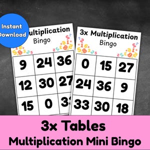 Könnte beinhalten: Zwei Multiplikations-Bingokarten mit Zahlen in einem Raster. Die Karten tragen die Aufschrift "3x Multiplication Bingo" und den Text "Sofort-Download" auf einem blauen Kreis. Ein rosa Banner unten zeigt "3x Tables Multiplication Mini Bingo."