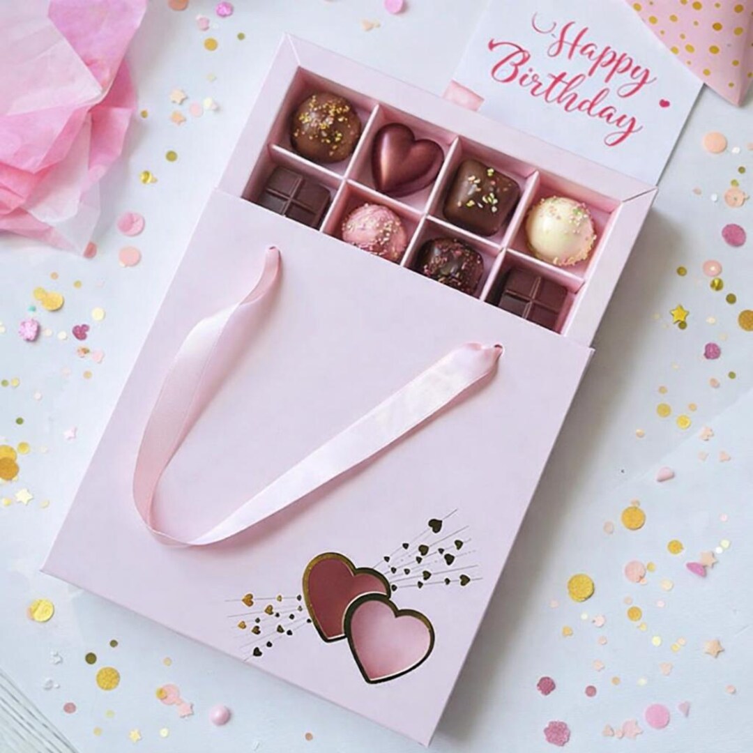 16 Compartment Chocolate Box, Heart Gold Foil Gift Box, Bonbon ...