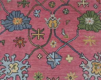 Hand Knotted Wool Oushak Rug | Floral Medallion Design