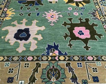 Hand Knotted Green Wool Oushak Rug | Floral Medallion Carpet
