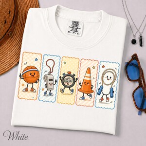 PNG-Datei mit einer Doodle-Figur eines Sportlehrers, Design für den Sportunterricht, Grafik für Sportlehrer, Trainer-Shirt, digitaler Download für Schulsport-Sublimationsdruck (PNG)