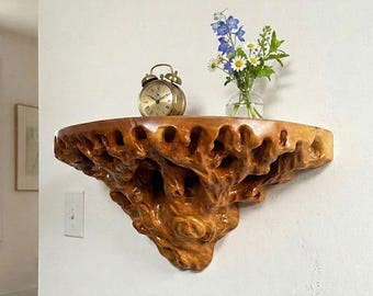 Einzigartiges rustikales schwebendes Holzregal natürliche massive Holzregale benutzerdefinierte Live Edge Bücherregal