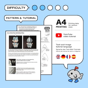 K&ouml;nnte beinhalten: Ein Schnittmuster f&uuml;r eine flauschige Taschenpl&uuml;schpuppe. Das Muster enth&auml;lt Anweisungen, Diagramme und ein YouTube-Video-Tutorial. Der Text ist auf Englisch, Deutsch, Franz&ouml;sisch und Spanisch. Ein 10 cm Lineal ist ebenfalls abgebildet.
