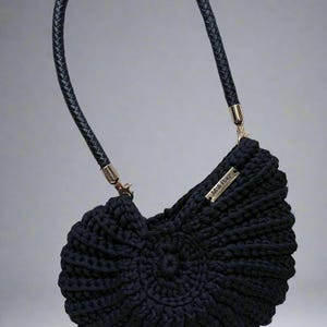Ariel black seashell bag image 3