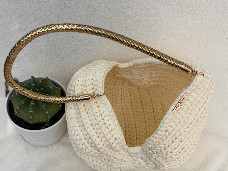 Xxl Ariel Seashell Bag image 5