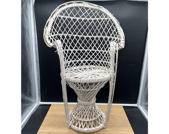 Vintage Mini Wicker Peacock Fan Back Rattan Chair Plant Stand Boho Decor 16"