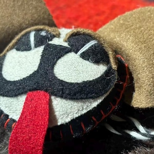 Handmade Wool Felt Tibetan Mastiff Charm, Cute Do-Khyi Puppy Bag Charm, Hand-Stitched Dog Car Mirror Hanging Ornament, Quirky Dog Lover Gift
