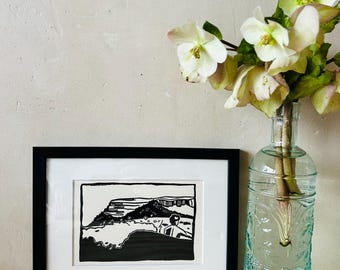 Linoryt „Knocknarea Surf”. Linoryt drukowany ręcznie.