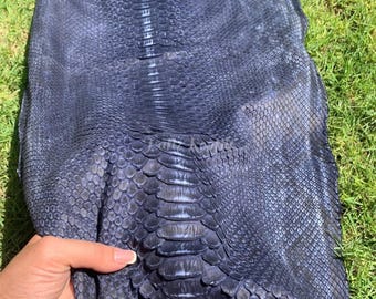 Peau de cuir de python véritable | Ventre gris foncé réticulé non blanchi provenant d'une tannerie indonésienne