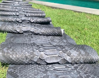 Peau de cuir de python véritable | Ventre gris réticulé non blanchi provenant d'une tannerie indonésienne