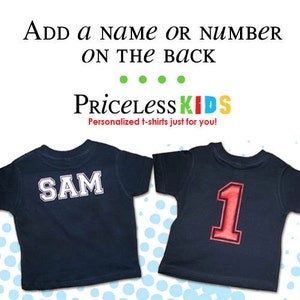 Add a number or the name on the back of the t-shirt image 1