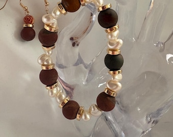 Bracelet and earrings set