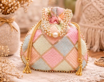 Bolso Potli pastel hecho a mano, asa de perlas, bolso de novia bordado con cordón