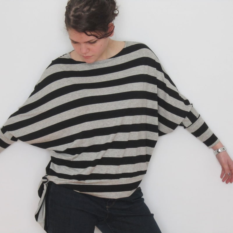 BATWING SHIRT DOUBLE DUTCH