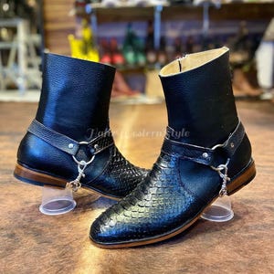 Echtes Leder, Python-Haut Ankle Boots | Schwarze Schuhe, Herrenschuhe