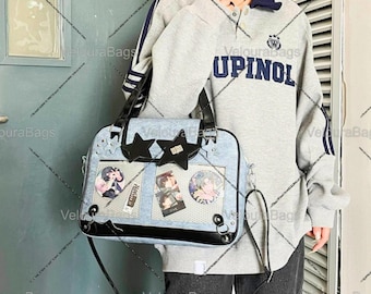 Bolso Ita de piel sintética, expositor de merchandising de anime, bandolera