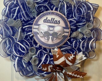 Dallas Cowboys Wreath, Football Wreath, Man Cave Decor, Navy Blue Silver Wreath, Sports Fan Gift, Front Door Wreath, Game Day Decor
