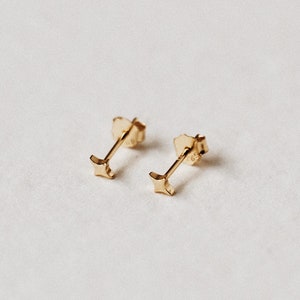 Tiny Sparkle Star Earrings - Small Stud Earrings - Dainty Simple Everyday Earrings - 14k Gold - Cute Delicate Studs