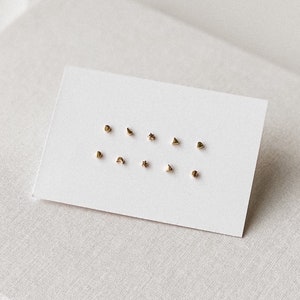 Petits clous d'oreilles, lot de 5 paires - Boucles d'oreilles délicates - Petites boucles d'oreilles - Or 14 carats / Argent sterling - Clous géométriques minimalistes