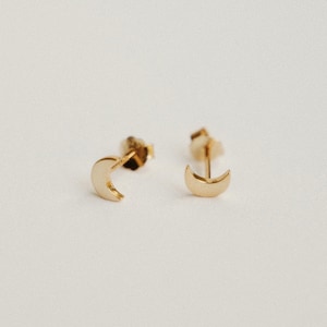 Crescent Moon Earrings - Minimal Stud Earrings - Dainty Simple Everyday Earrings - 14k Gold - Cute Delicate Studs