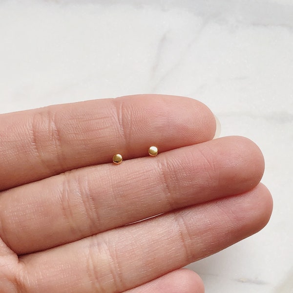 SINGLE STUD - Tiny Circle Earrings - Small Dot Minimalist Studs - Simple & Dainty Geometric Earrings - 14k Gold