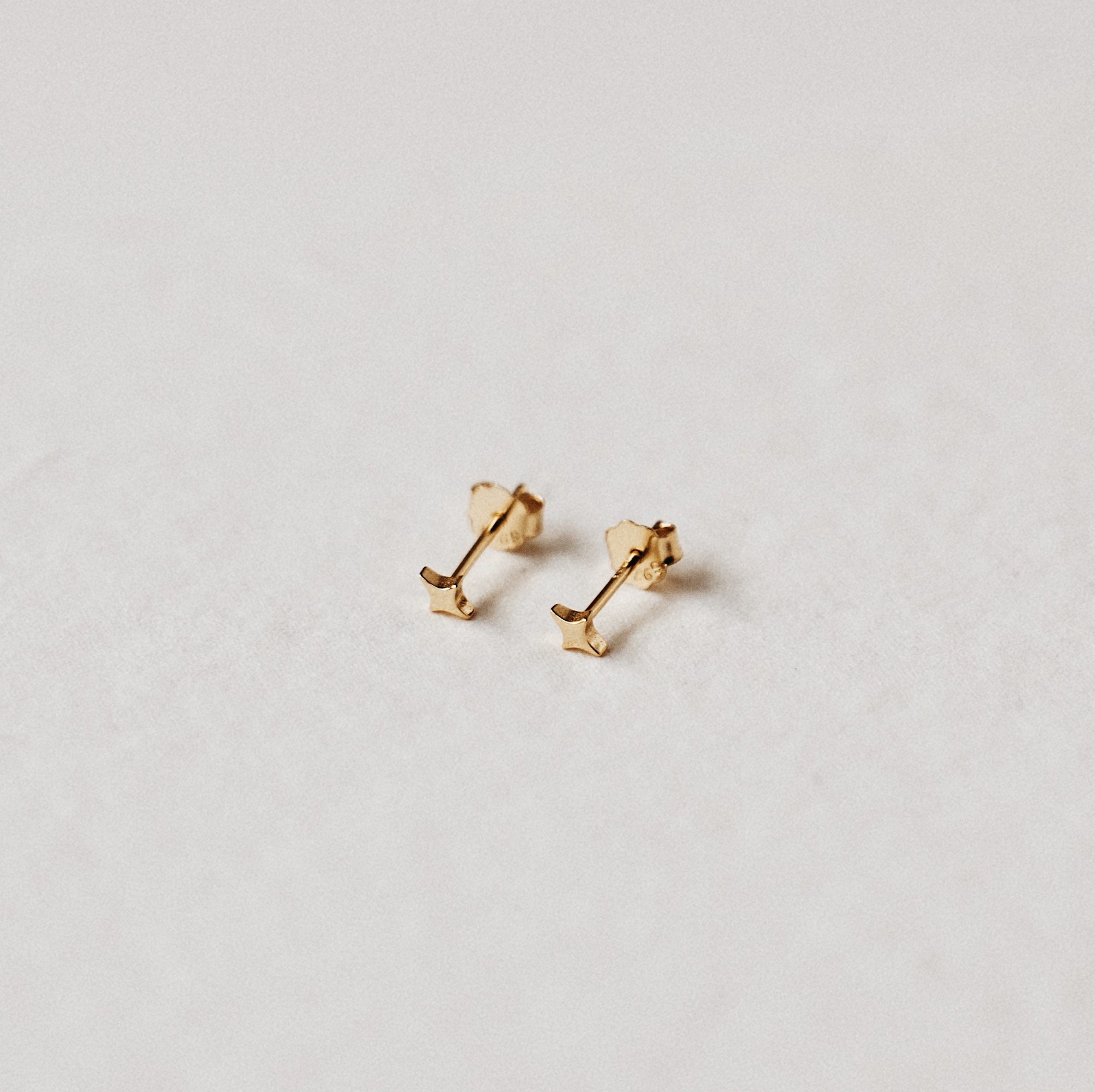 Tiny Sparkle Star Earrings Small Stud Earrings Dainty | Etsy