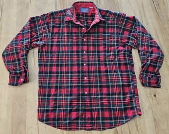 Camisa de flanela vintage Pendleton masculina tamanho G, xadrez tartan vermelho e verde, 100% lã, EUA.