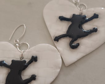 Pendientes de arcilla polimérica enganche plata de ley color blanco y negro