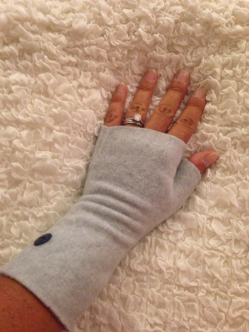 Fleece Fingerless Gloves / Texting Gloves image 8