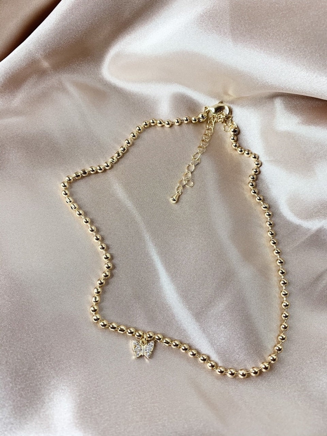 Sbc103 - collier chaîne 52cm à boules billes de couleur argenté avec fermoir - Un grand marché
