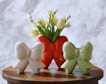 Ceramic Bow Vase - Elegant Ribbon-Shaped Home Decor