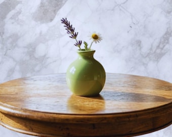 Mini Ceramic Bud Vase, Onigiri-Style Green Flower Container