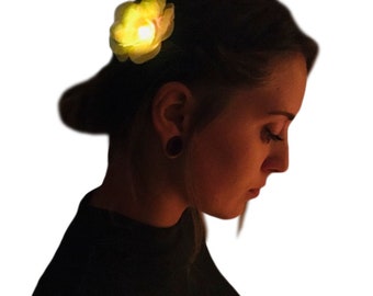 LED Rose Hair Clip: Rainbow Light Up Flower Party Favor
