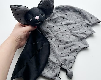 Muslin baby lovey: bat lovey blanket