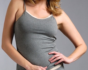 Camiseta de tirantes cómoda con sujetador: camisola de rayón con tirantes finos