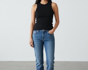 Camiseta de tirantes de cuello alto acanalada: mezcla de algodón y licra, hecha a mano en EE. UU.