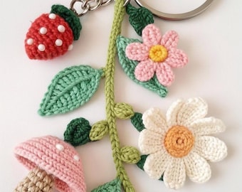 Amigurumi Keychain Crochet Pattern – Strawberry, Mushroom, Daisy (PDF Digital Download)
