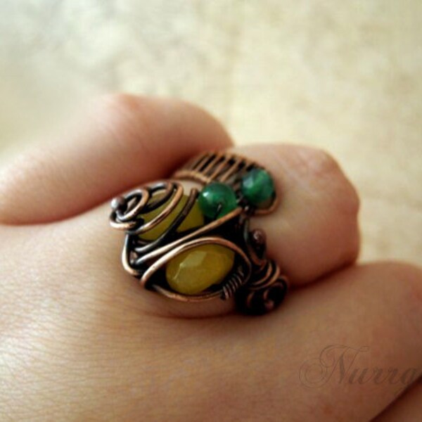 Statement ring, wire wrapped ring, copper ring, yellow Chalcedony ring, green Onyx ring, yellow and green ring adjustable, one size ring