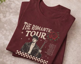 T-shirt med illustration för par i vintage-stil med rosor och konsertmotiv.